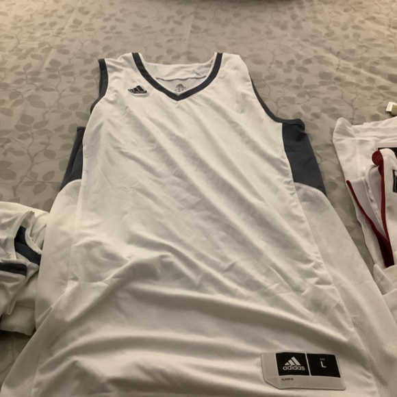 Jersey - Picture 6 of 7